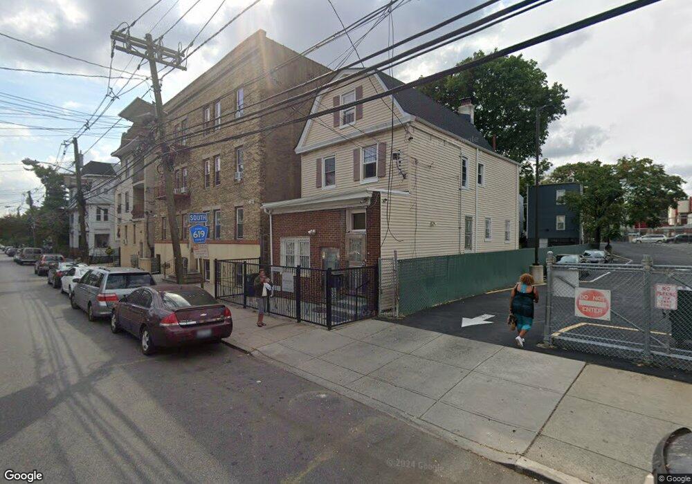 19 Stuyvesant Ave unit 2, Newark, NJ 07106 - photo 1