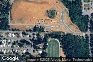 1113 Cascade Dr, Cave Junction, OR 97523