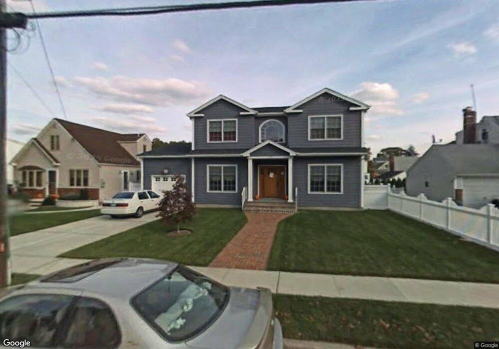 105 Doris Ave, Franklin Square, NY 11010 - photo 1