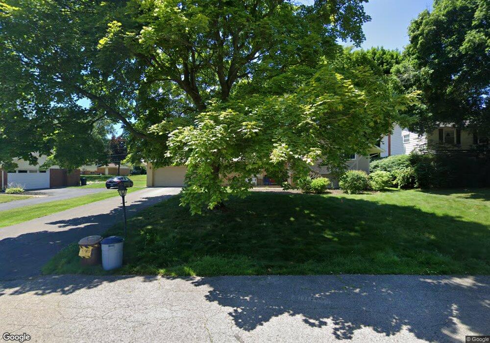 6950 Pine Eagle Ln, West Bloomfield, MI 48322 - photo 1