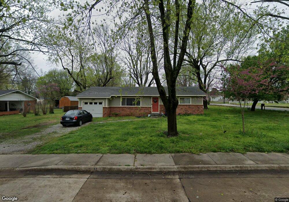 616 E Cleveland St, Prairie Grove, AR 72753 - photo 1