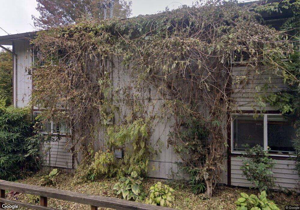 1147 W 11th Alley, Eugene, OR 97402 - photo 1