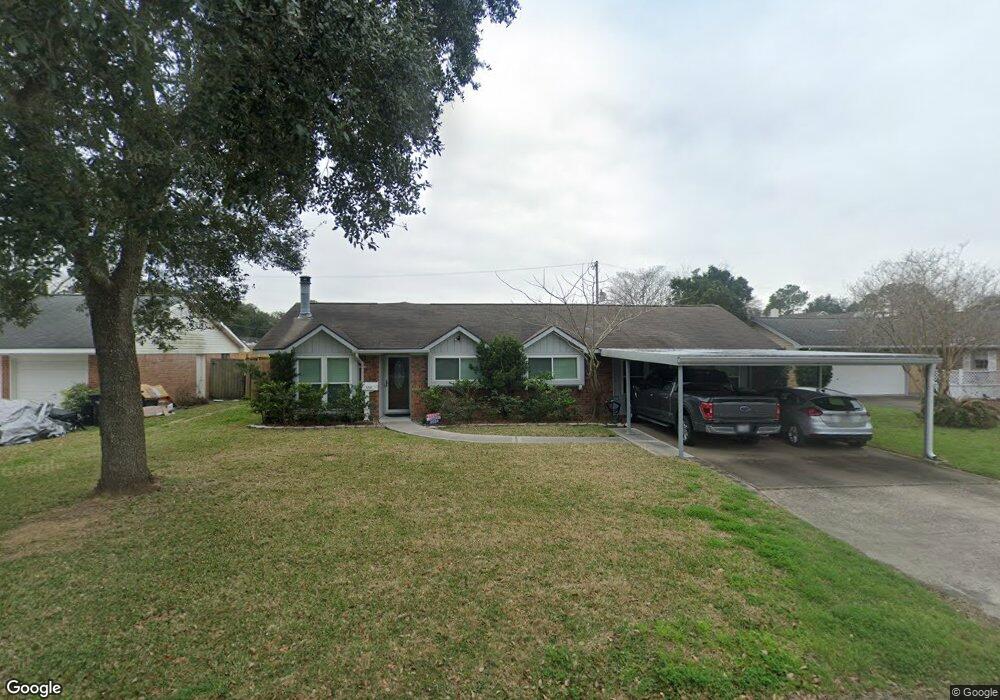 1518 Highland Dr, Alvin, TX 77511 - photo 1