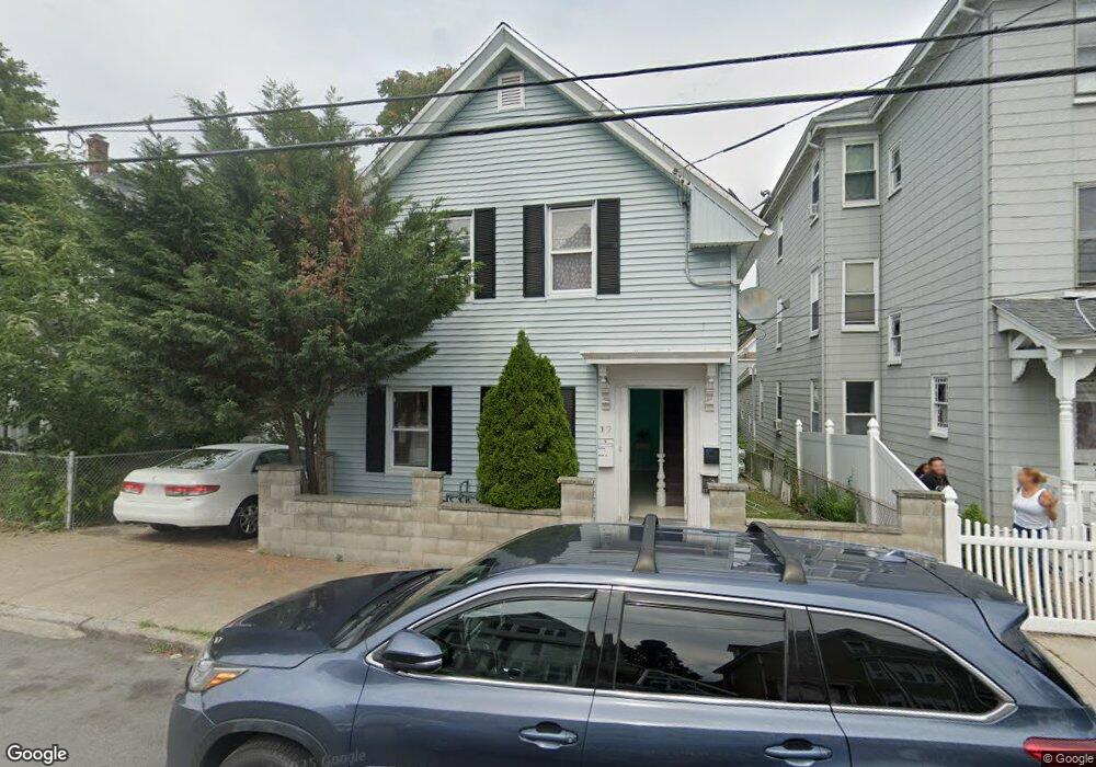 17 Berkeley St, Lawrence, MA 01841 - photo 1