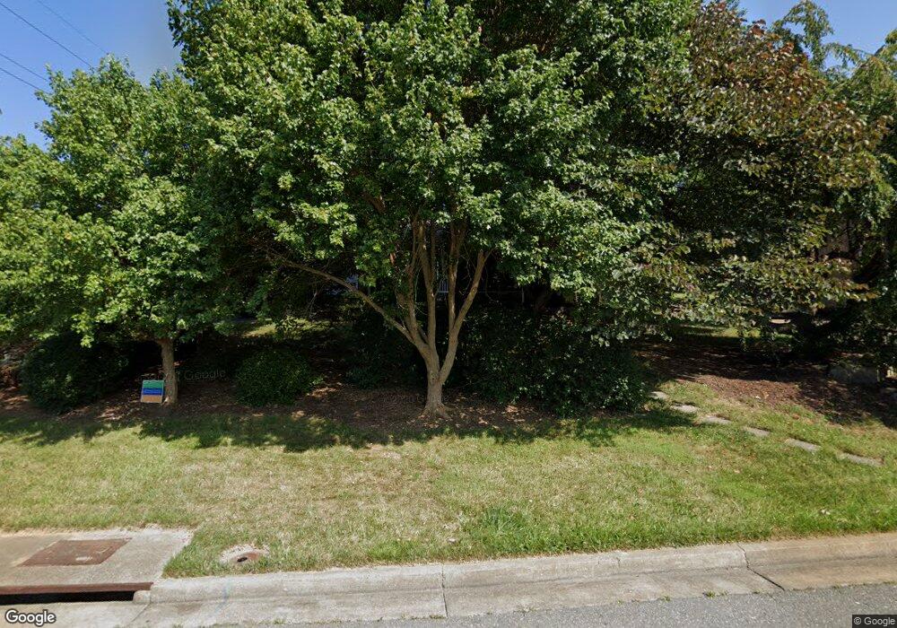 1065 S Dogwood Dr, Harrisonburg, VA 22801 - photo 1