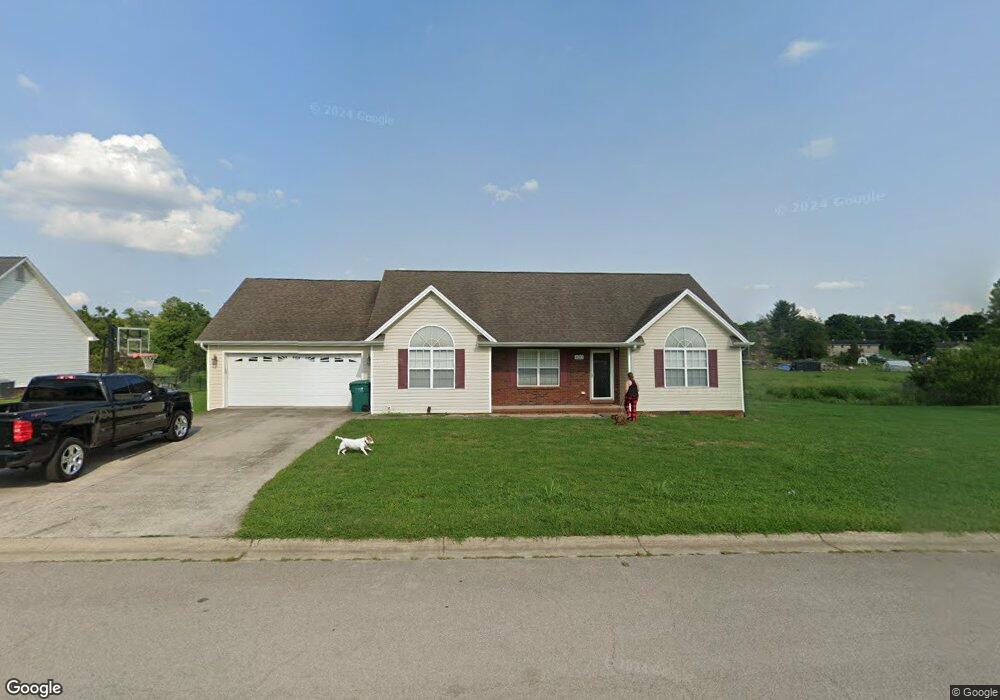 420 Donovan Cir, Harrodsburg, KY 40330 - photo 1