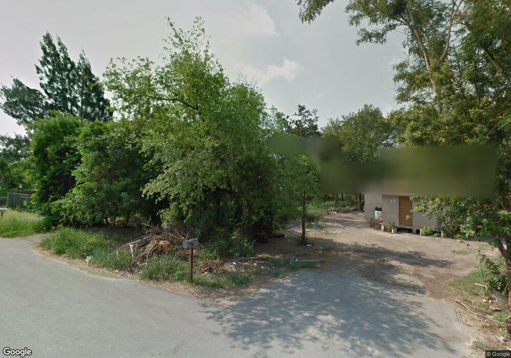 3113 W 7th St, Weslaco, TX 78596 - photo 1