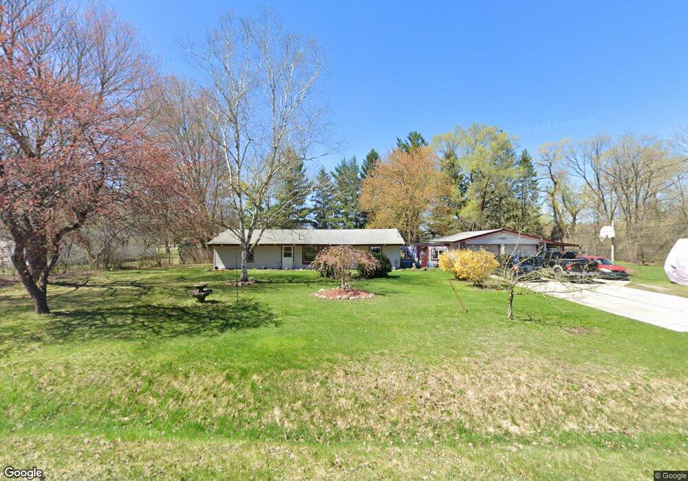 1301 Glen Rd, Midland, MI 48640 - photo 1