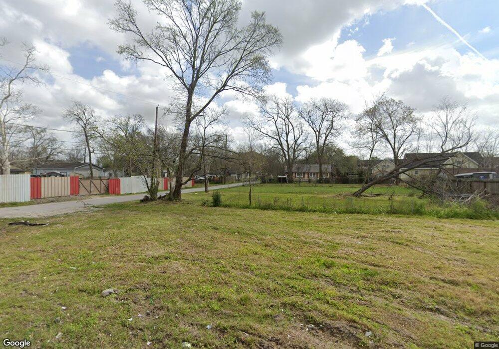 3008 Brewster St, Houston, TX 77026 - photo 1