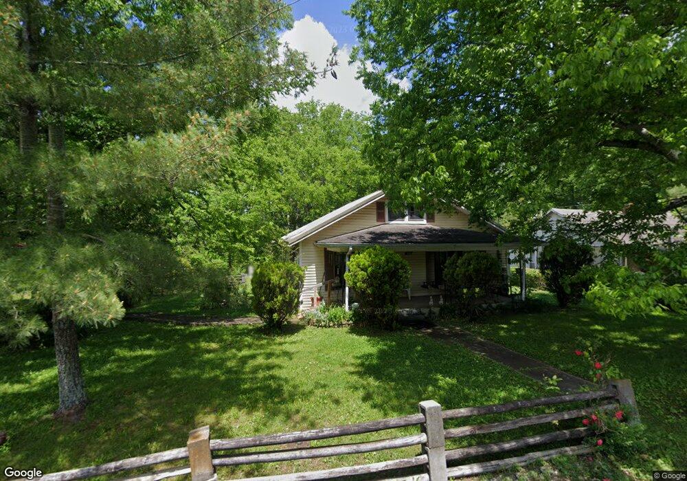 319 White St, Shelbyville, TN 37160 - photo 1