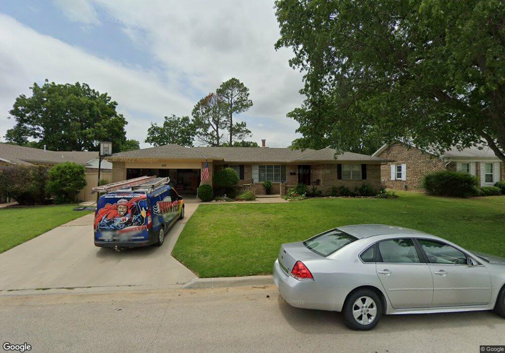 1127 Melody Dr, Ardmore, OK 73401 - photo 1