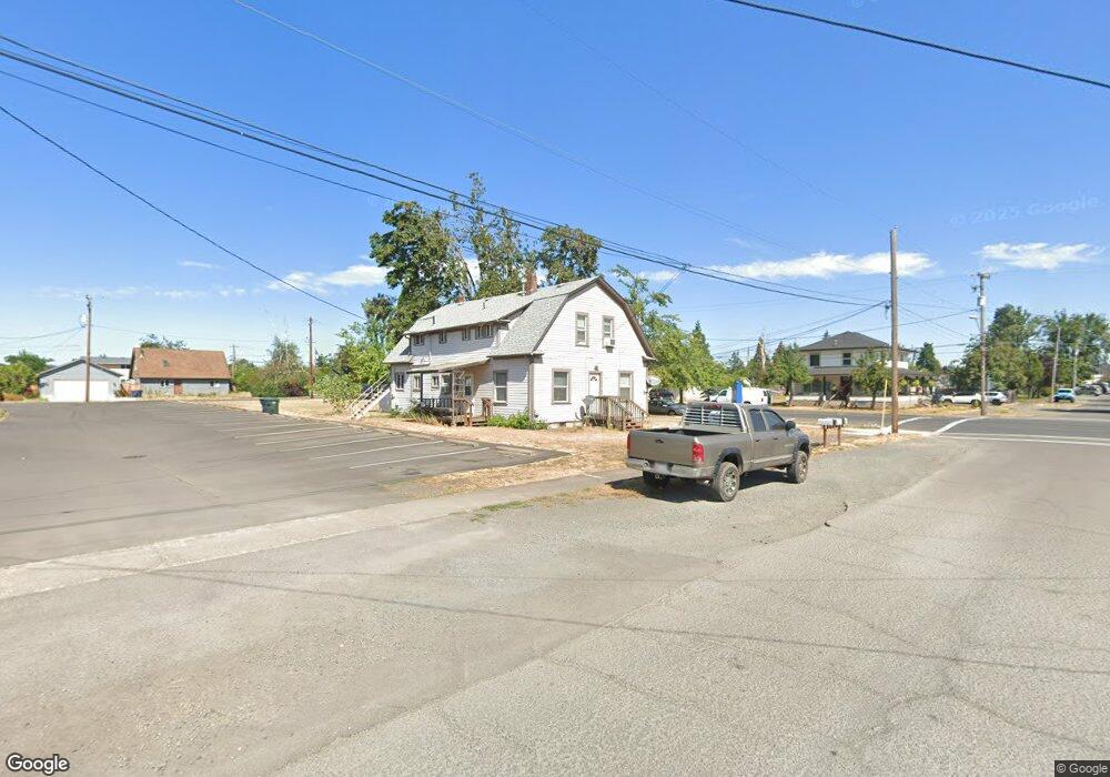 419 W Oregon Ave, Creswell, OR 97426 - photo 1