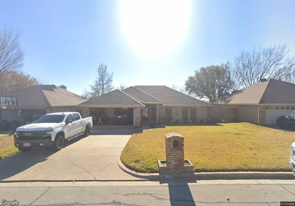 7612 Kimberly Ct, North Richland Hills, TX 76182 - photo 1