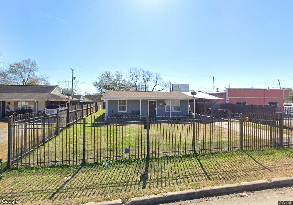 7606 Greendowns St, Houston, TX 77087 - photo 1