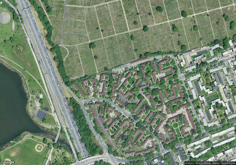 6781 136th St, Flushing, NY 11367 - photo 1