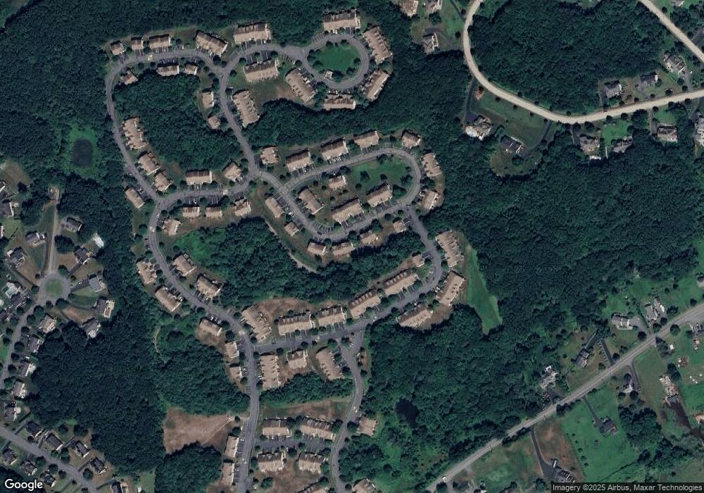 24 Tulip Cir, South Grafton, MA 01560 - photo 1