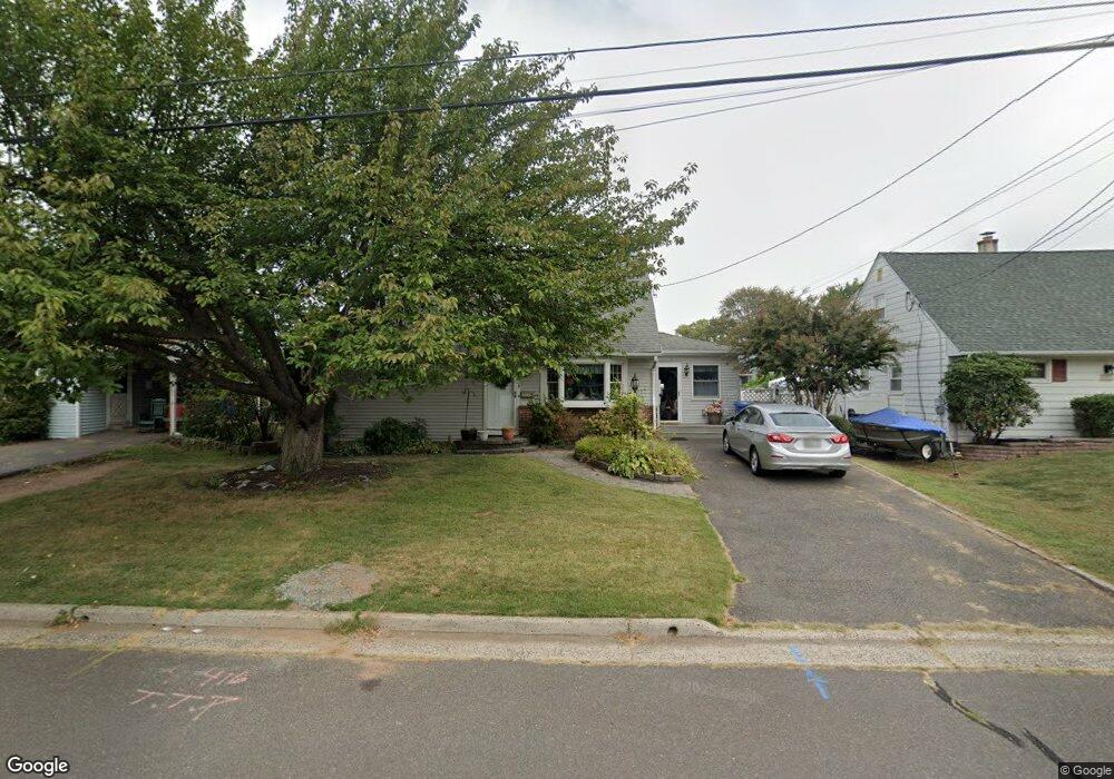 416 Clinton Ave, Middlesex, NJ 08846 - photo 1