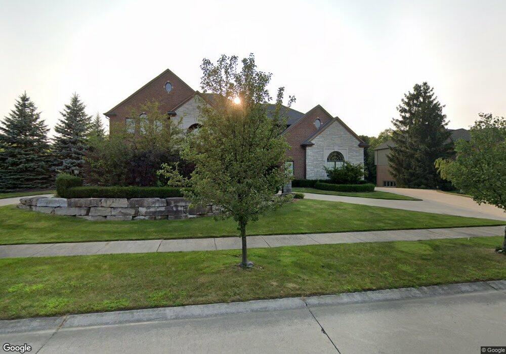 4875 Adams Pointe Ct, Troy, MI 48098 - photo 1