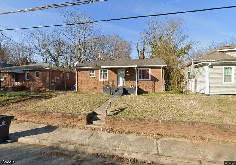 2032 Dellabrook Rd, Winston Salem, NC 27105 - photo 1