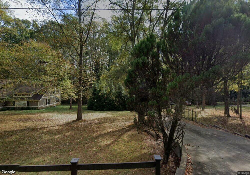 6481 Yacht Club Rd, Flowery Branch, GA 30542 - photo 1