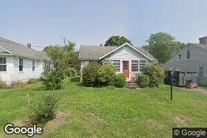 64 Point St, South Jamesport, NY 11970
