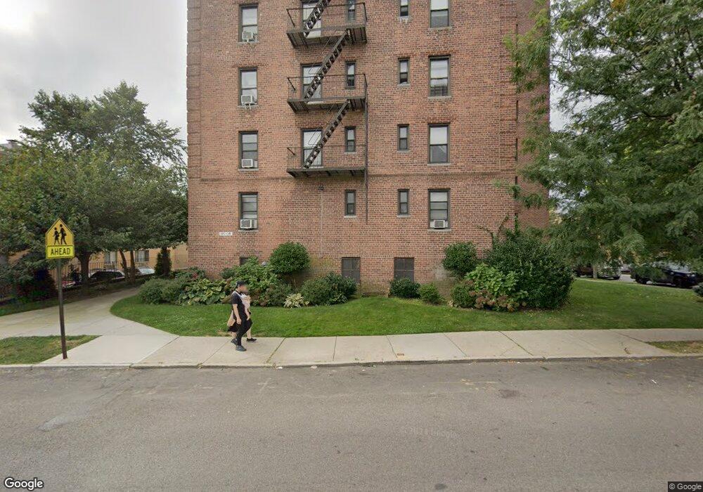17006 Crocheron Ave unit 6G, Flushing, NY 11358 - photo 1