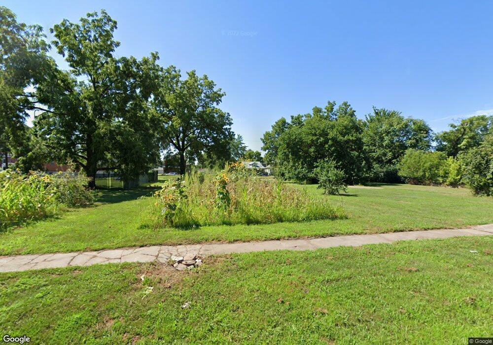 616 W End Place, Moberly, MO 65270 - photo 1