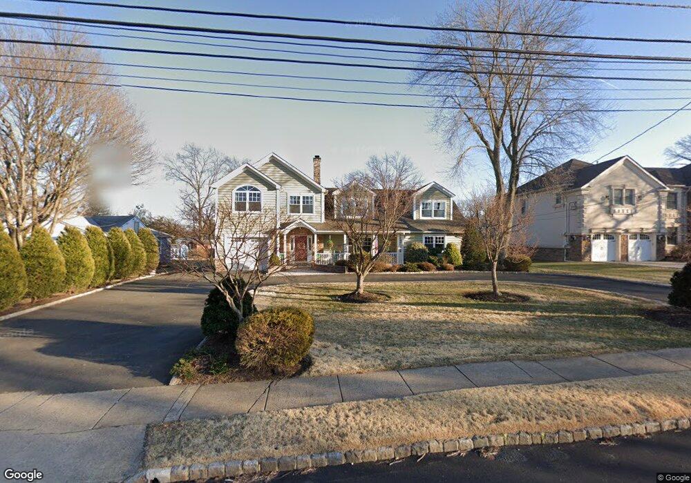 257 Oak Ridge Rd, Clark, NJ 07066 - photo 1