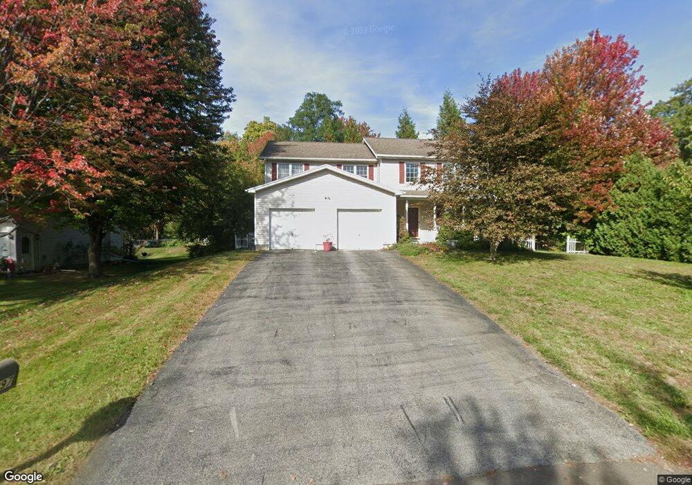 1897 Hexam Rd W, Schenectady, NY 12309 - photo 1