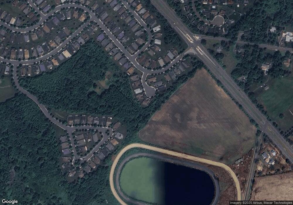 10 Crammer Ct, Columbus, NJ 08022 - photo 1