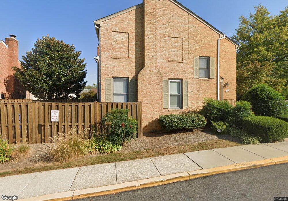 10267 Arizona Cir, Bethesda, MD 20817 - photo 1