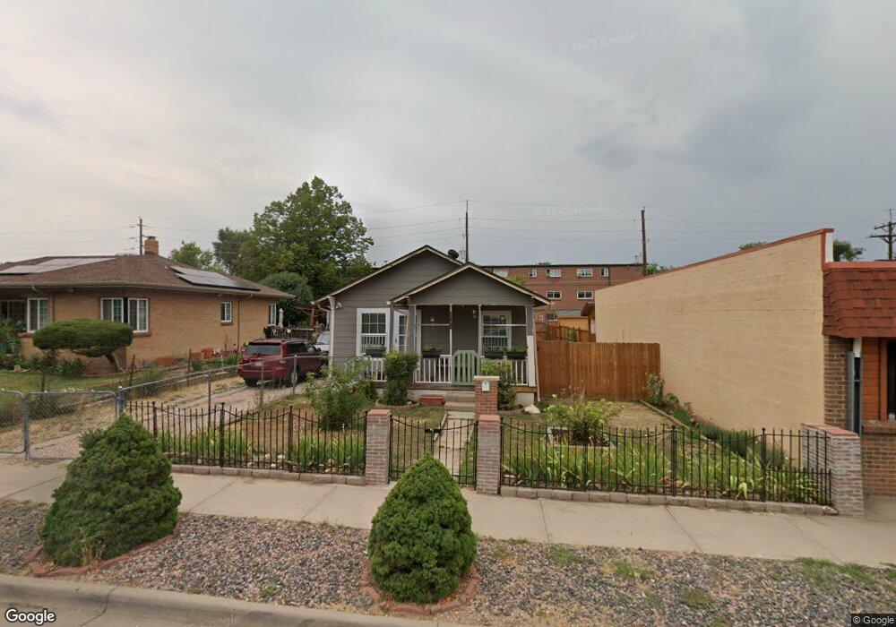1581 Chester St, Aurora, CO 80010 - photo 1