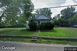 1403 E Manor St, Muncie, IN 47303
