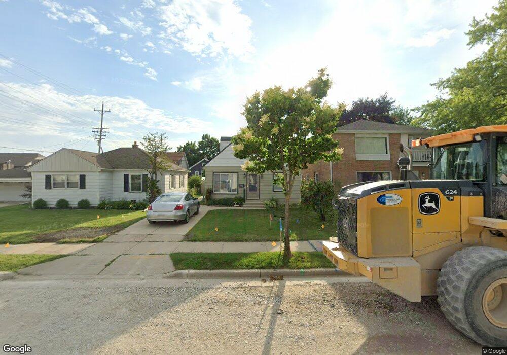 4827 N 126th St, Butler, WI 53007 - photo 1