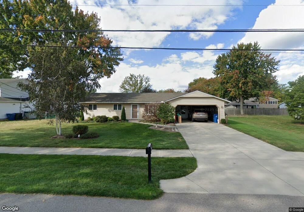 778 Maplewood Ave, Sheffield Lake, OH 44054 - photo 1