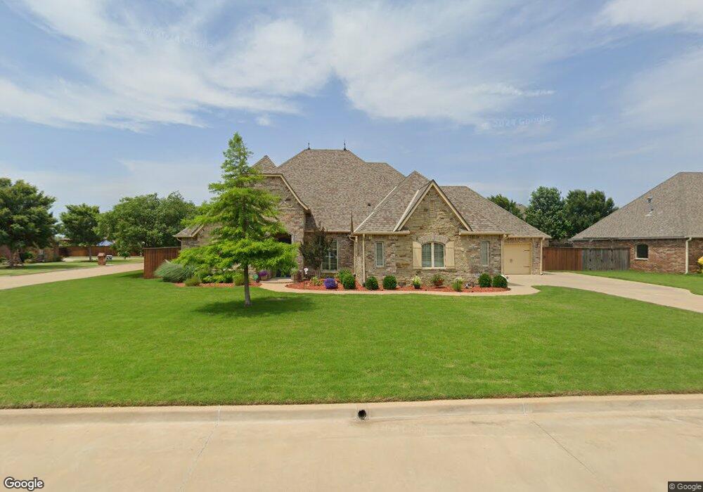 2121 Ranchview Ct, Duncan, OK 73533 - photo 1
