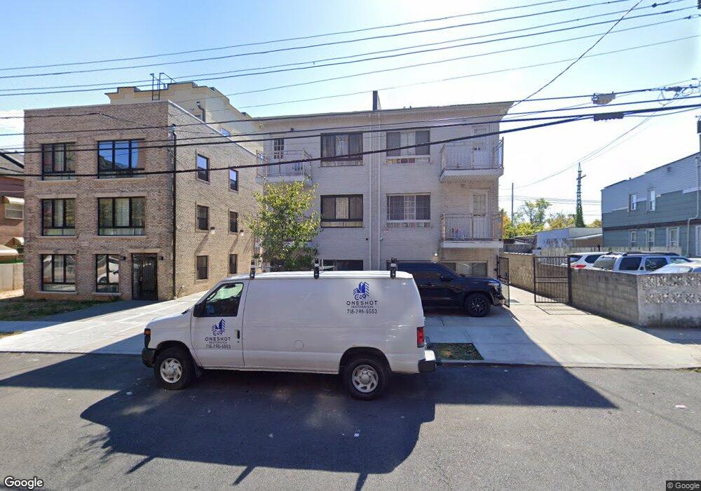 19020 Woodhull Ave, Hollis, NY 11423 - photo 1