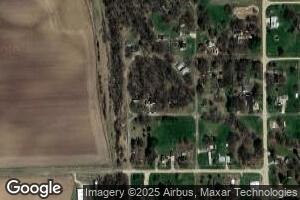 103 Washington St, La Fayette, IL 61449