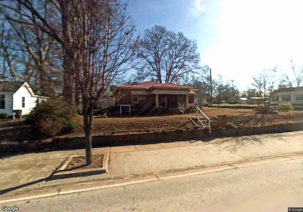 229 Mill St, Barnesville, GA 30204 - photo 1