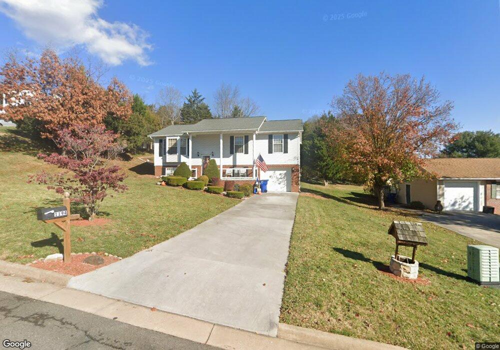 1194 S Fork Dr, Front Royal, VA 22630 - photo 1