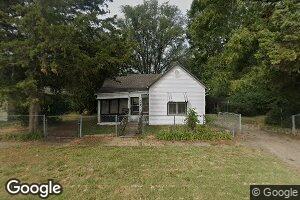 825 NE Strait Ave, Topeka, KS 66616