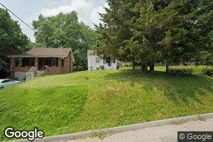 10055 Stimson Dr, Saint Louis, MO 63137