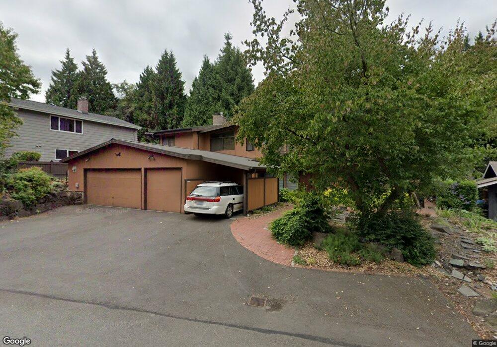 7505 Mercer Terrace Dr, Mercer Island, WA 98040 - photo 1