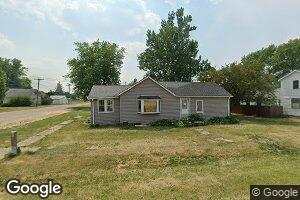 310 S Locust St, Forreston, IL 61030