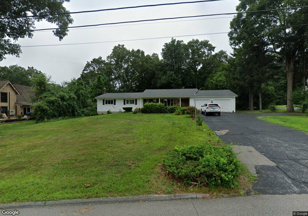 21 Tanglewood Dr, Norwich, CT 06360 - photo 1