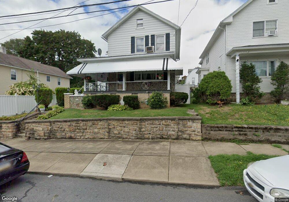 513 N Rebecca Ave, Scranton, PA 18504 - photo 1