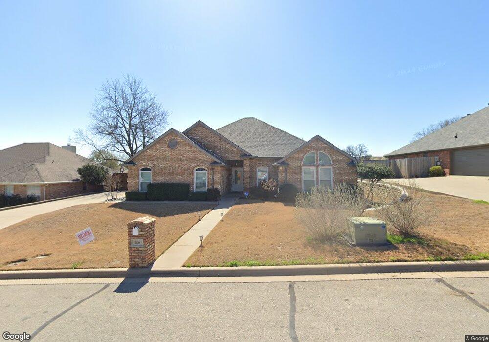 906 Overton Dr, Weatherford, TX 76086 - photo 1