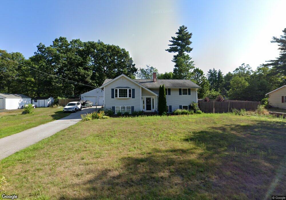 4 Pine Tree Ln, MerriMacK, NH 03054 - photo 1