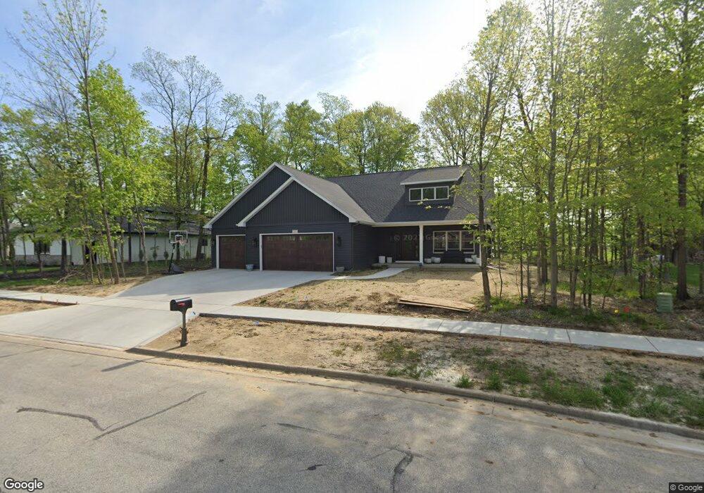 1 Maple Crest Ct, Frankenmuth, MI 48734 - photo 1