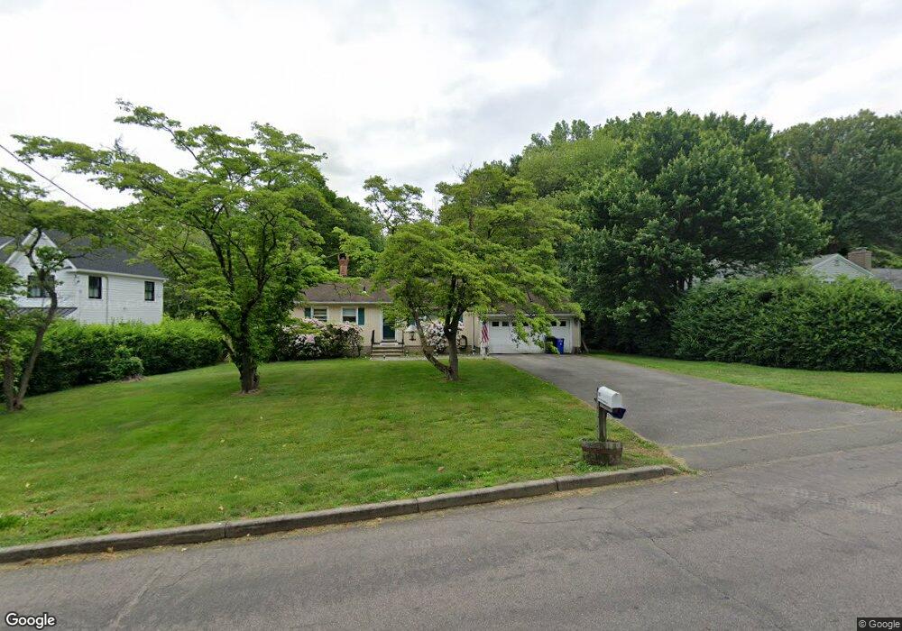 61 Putting Green Rd, Fairfield, CT 06825 - photo 1